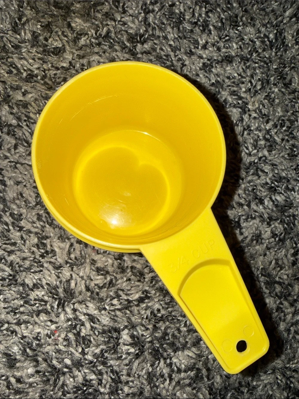 Vintage Tupperware nesting measuring cups